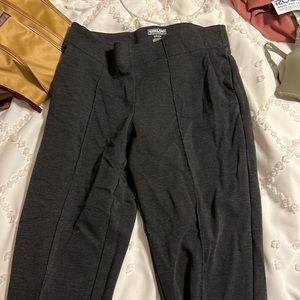 Dark gray/black slacks